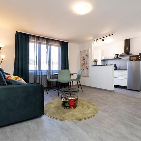 Providenca Accommodation Mali Lošinj Habitación foto